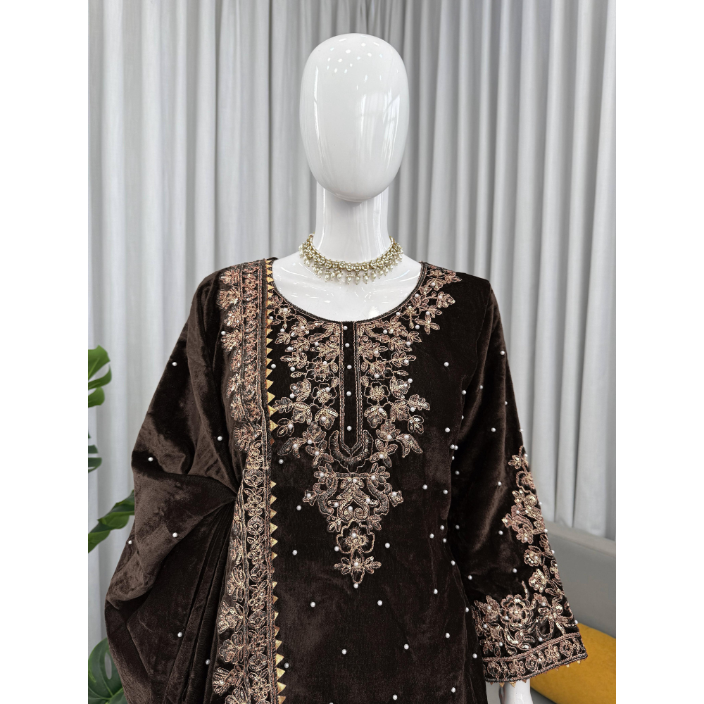 Premium Stylish Velvet Kurta Set with Dupatta (Pack of 1)