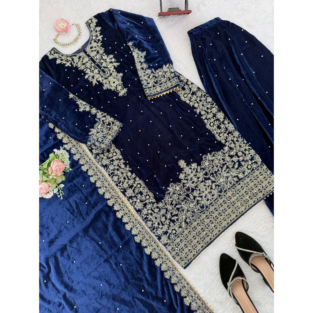 Premium Stylish Velvet Kurta Set with Dupatta (Pack of 1)