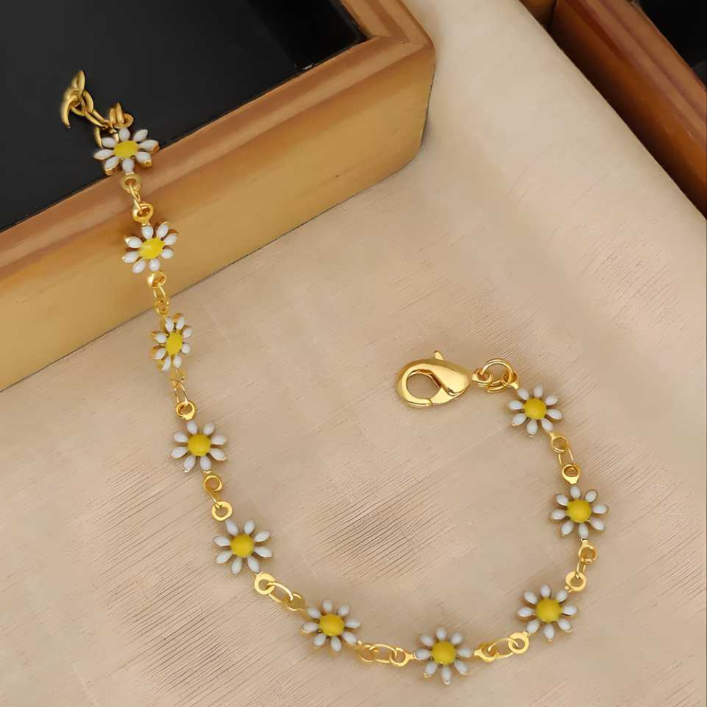 Women Gold Plated Bracelet (Pack of 1)