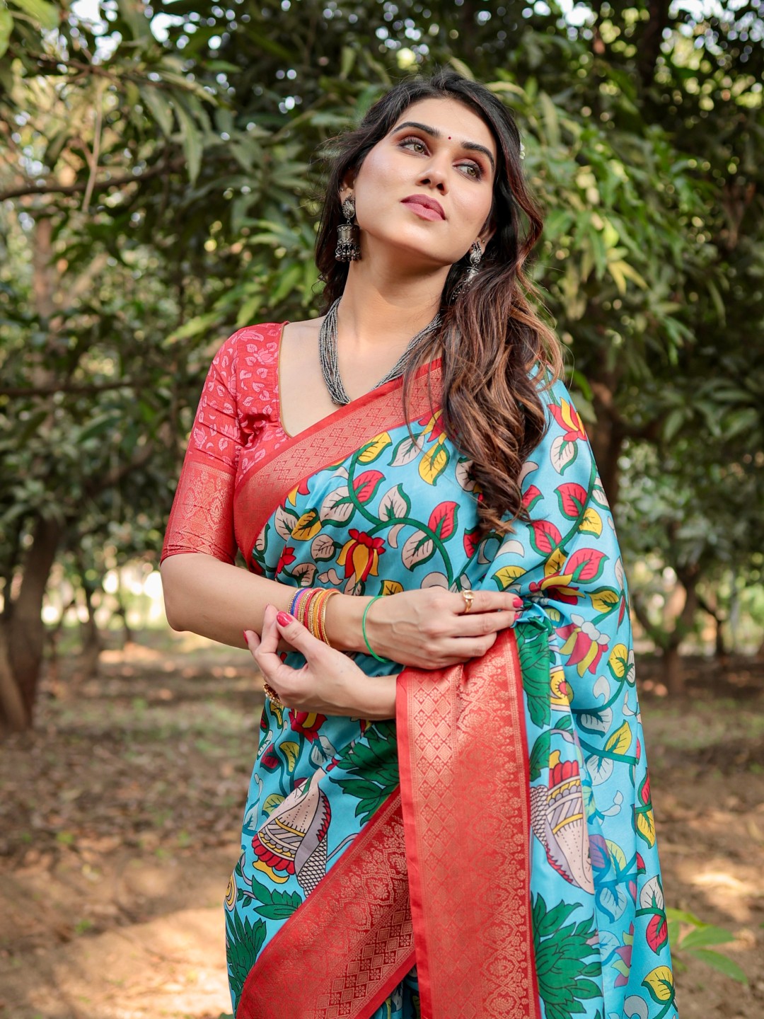 Women’s Pure Tussar Silk Saree | Digital Floral Print with Tassels & Blouse Piece (Pack of 1)