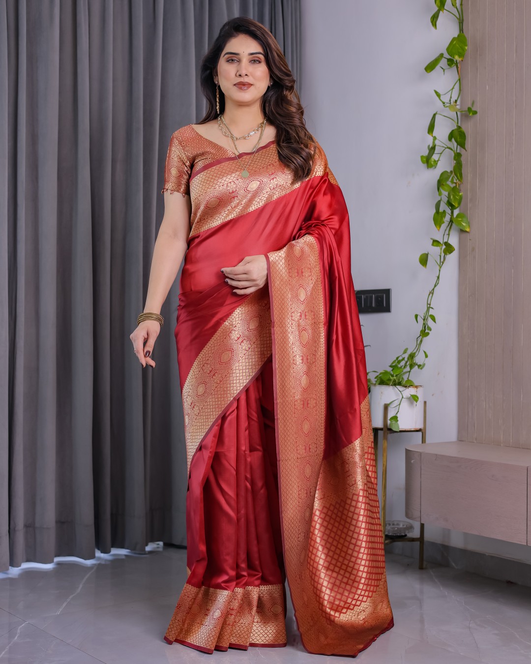 Women's Kanjivaram Soft Silk Saree Pure Silk with Unstitched BP (Pack of 1)