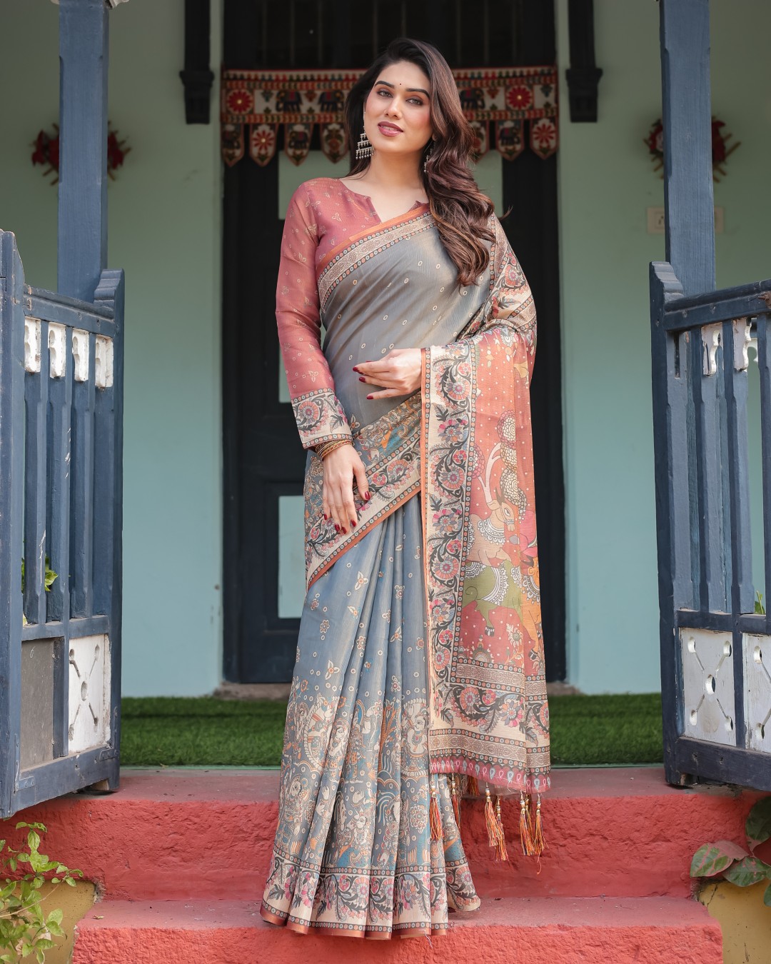 Handloom Cotton Floral Printed Saree with Tassels on Edges & Attached Blouse Piece (Pack of 1)