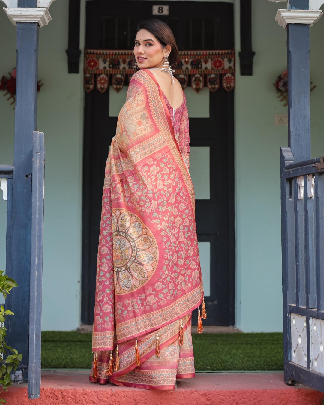 Handloom Cotton Floral Printed Saree with Tassels on Edges & Attached Blouse Piece (Pack of 1)