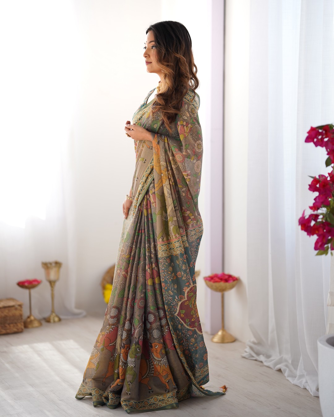 Handloom Cotton Saree with Royal Faces & Elephant Pallu Motif (Pack of 1)