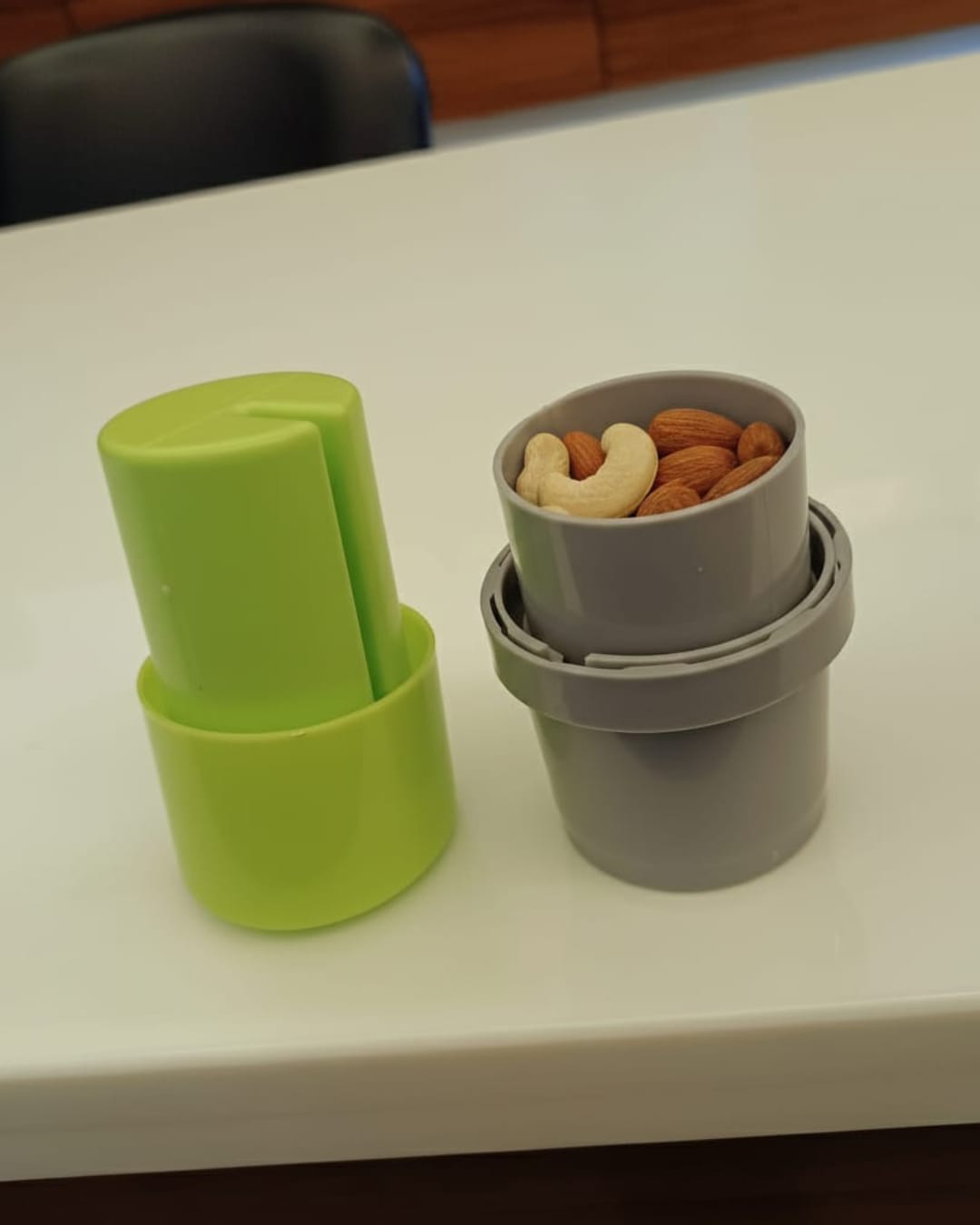 Manual Plastic Nut & Vegetable Slicer with Safety Holder (Pack of 1)