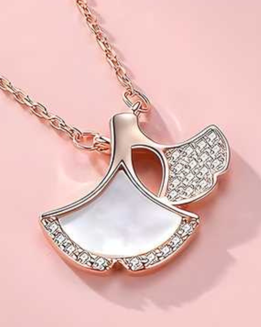 Elegantt Necklace with Mother of Pearl and Pavé Accents(Pack of 1)