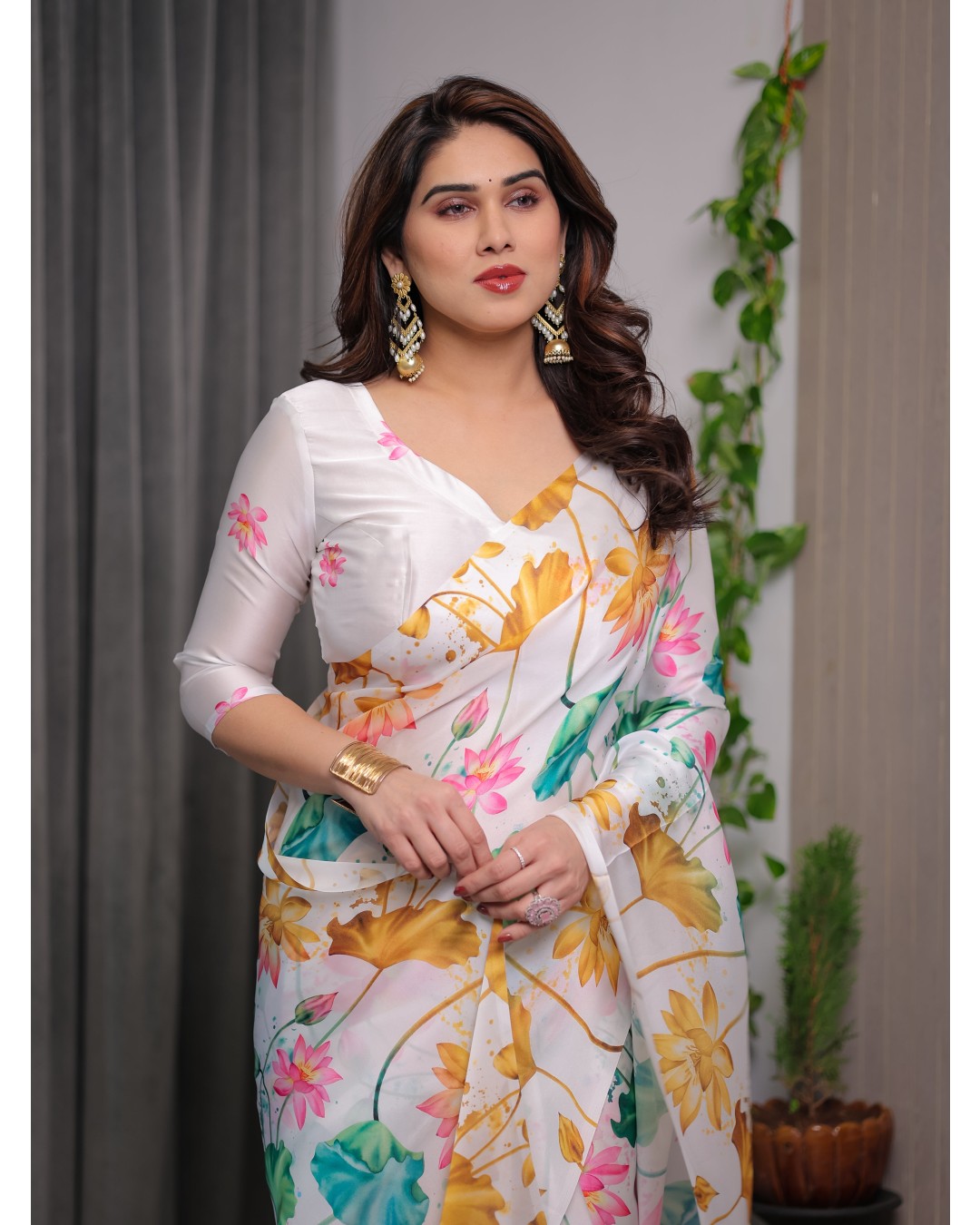 Satin Georgette Floral Printed Saree with Attached BP (Pack of 1)