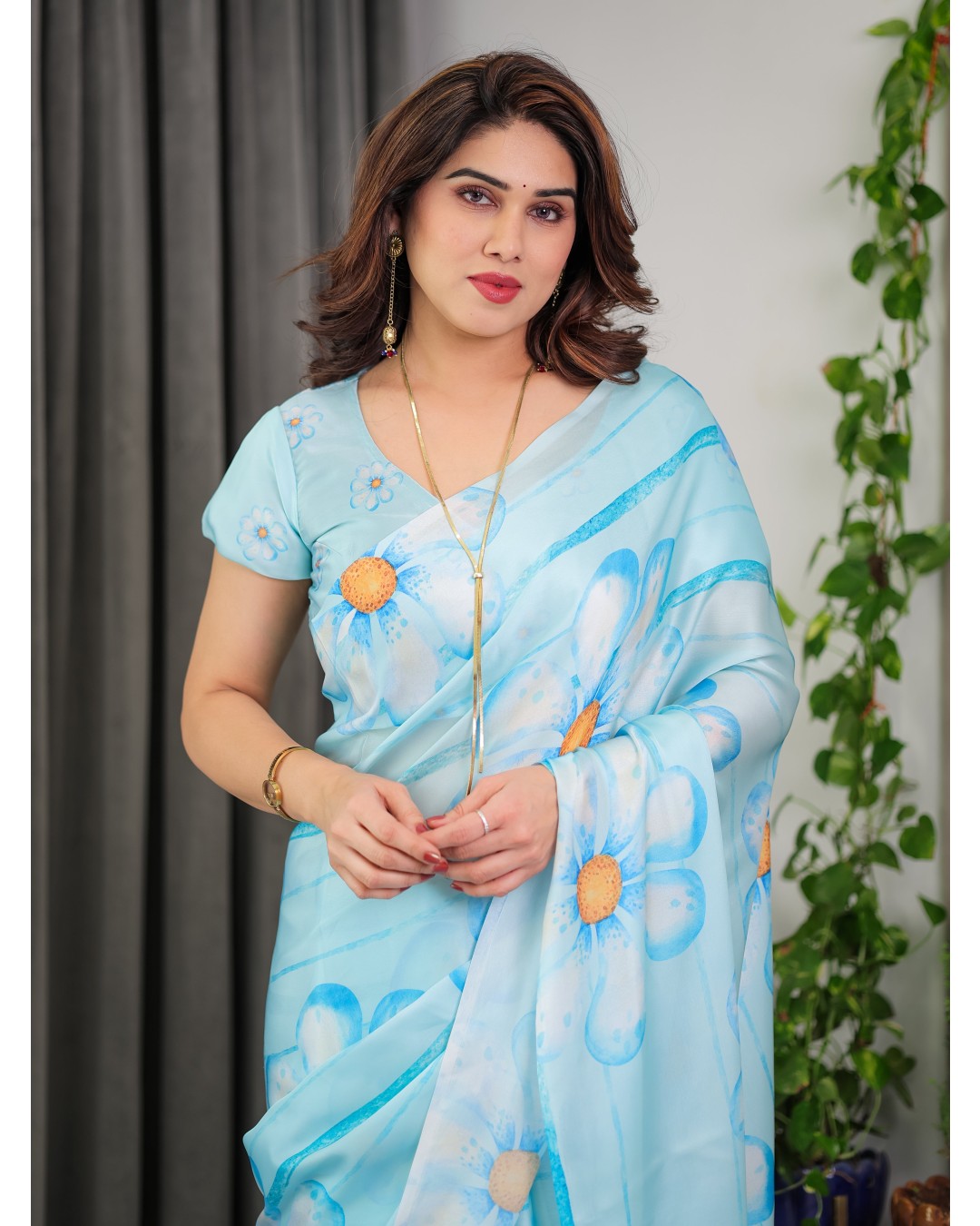 Satin Georgette Floral Printed Saree with Attached BP (Pack of 1)