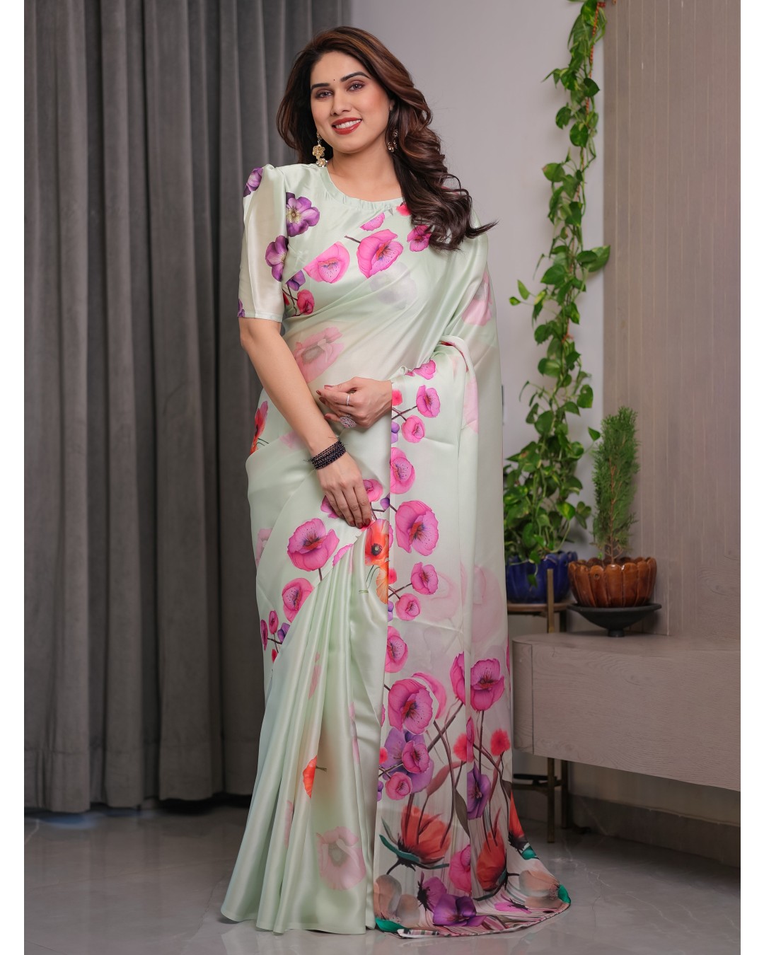 Satin Georgette Floral Printed Saree with Attached BP (Pack of 1)