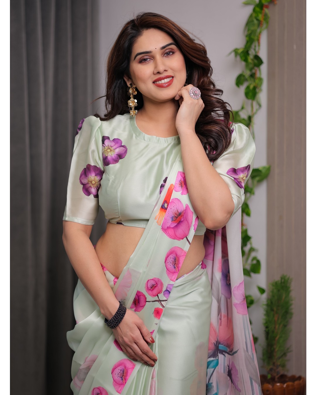 Satin Georgette Floral Printed Saree with Attached BP (Pack of 1)