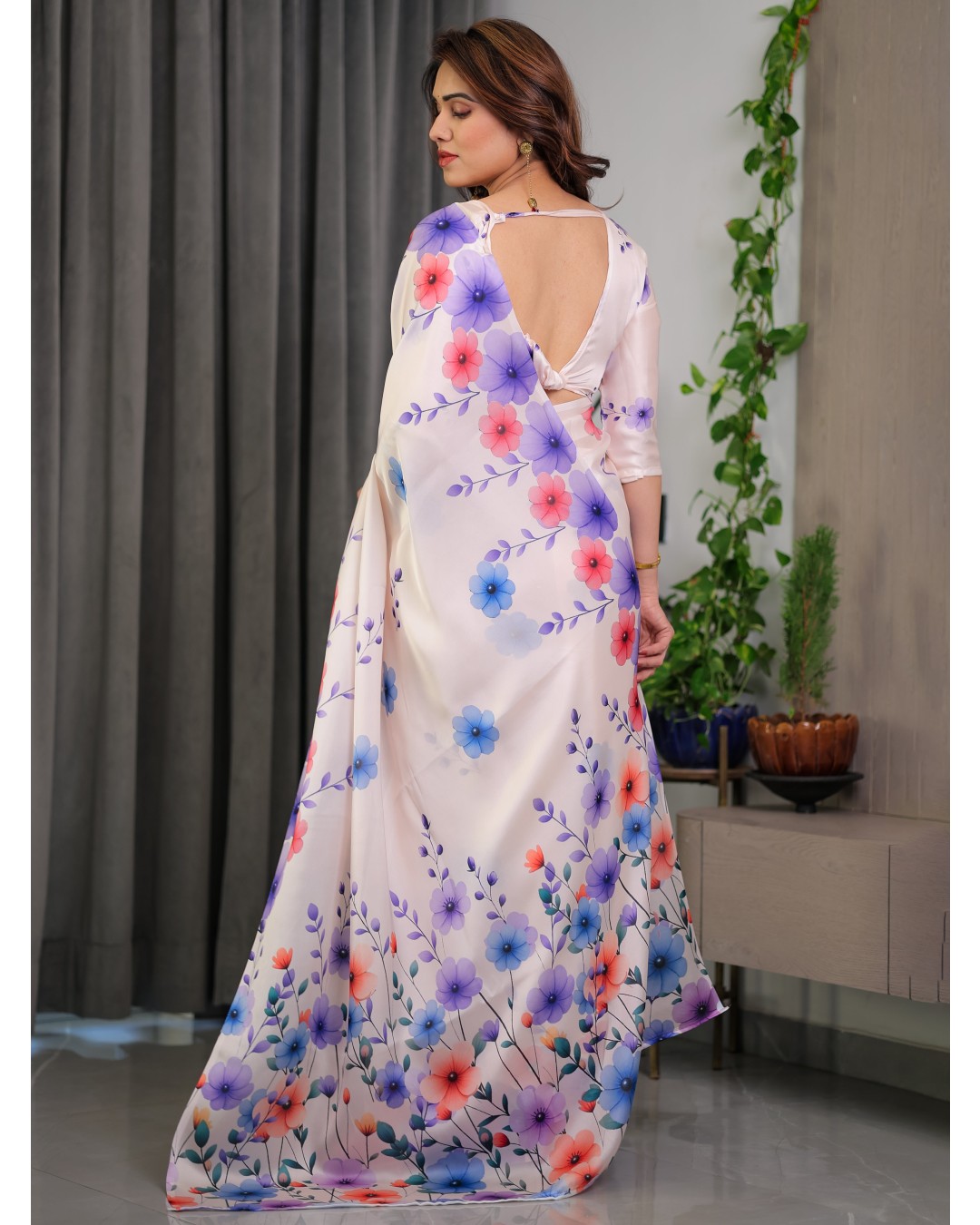 Satin Georgette Floral Printed Saree with Attached BP (Pack of 1)