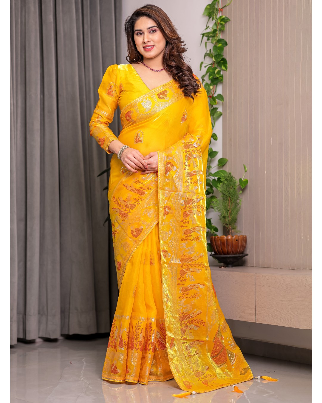 Fendy Satin Foil & Handblock Printed Saree with Triangle Lace Border and Tassels, Traditional Butti Motifs, 5.5m with 0.8m BP  (Pack of 1)