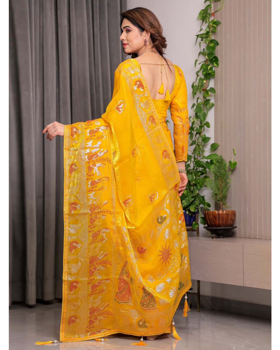 Fendy Satin Foil & Handblock Printed Saree with Triangle Lace Border and Tassels, Traditional Butti Motifs, 5.5m with 0.8m BP  (Pack of 1)