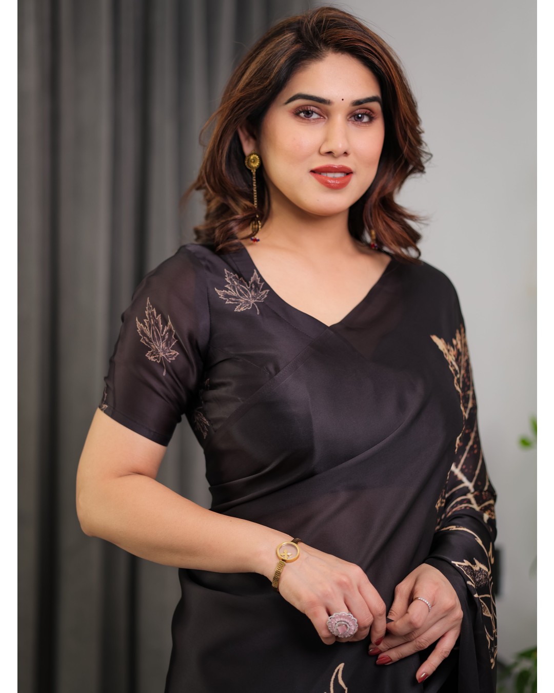 Floral Print Satin Georgette Saree with Designer Attached BP for Women (Pack of 1)