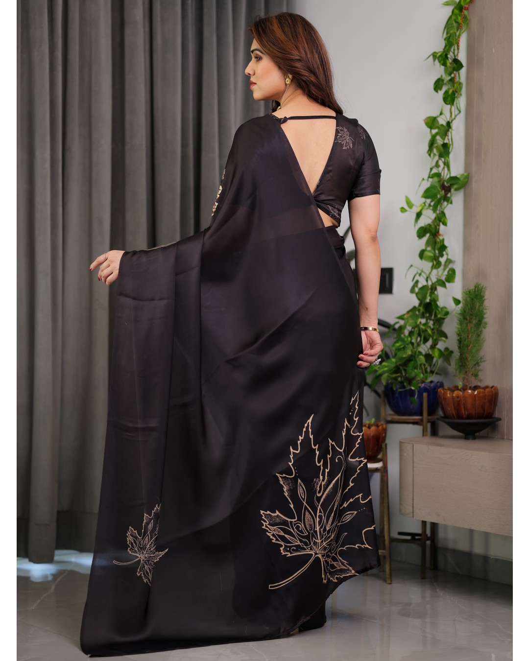 Floral Print Satin Georgette Saree with Designer Attached BP for Women (Pack of 1)