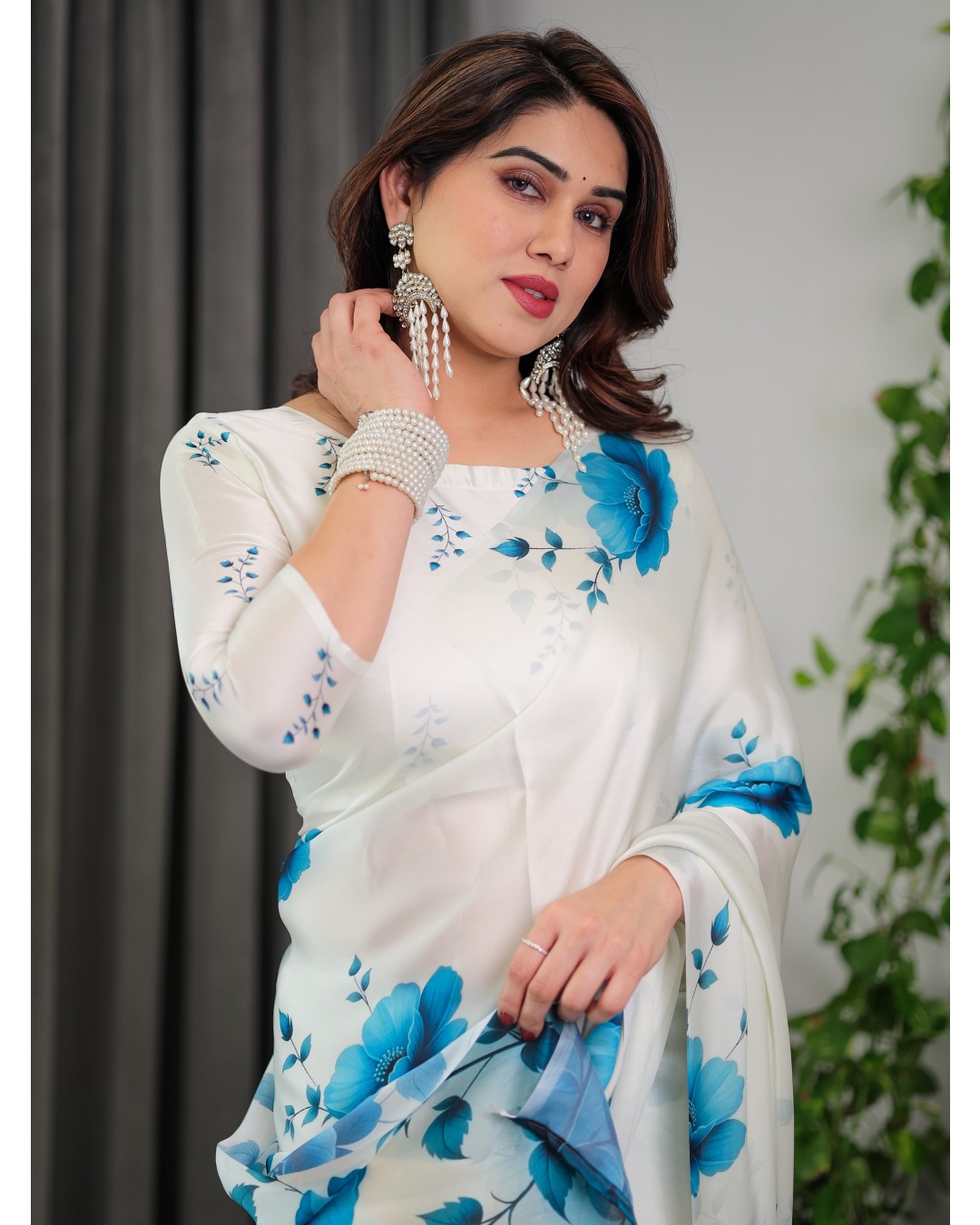 Floral Print Satin Georgette Saree with Designer Attached BP for Women (Pack of 1)