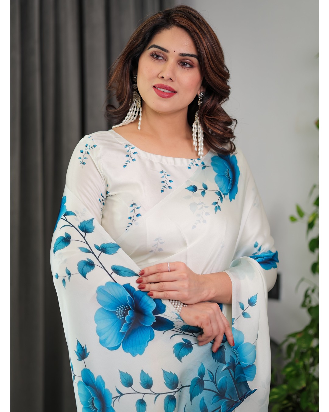 Floral Print Satin Georgette Saree with Designer Attached BP for Women (Pack of 1)