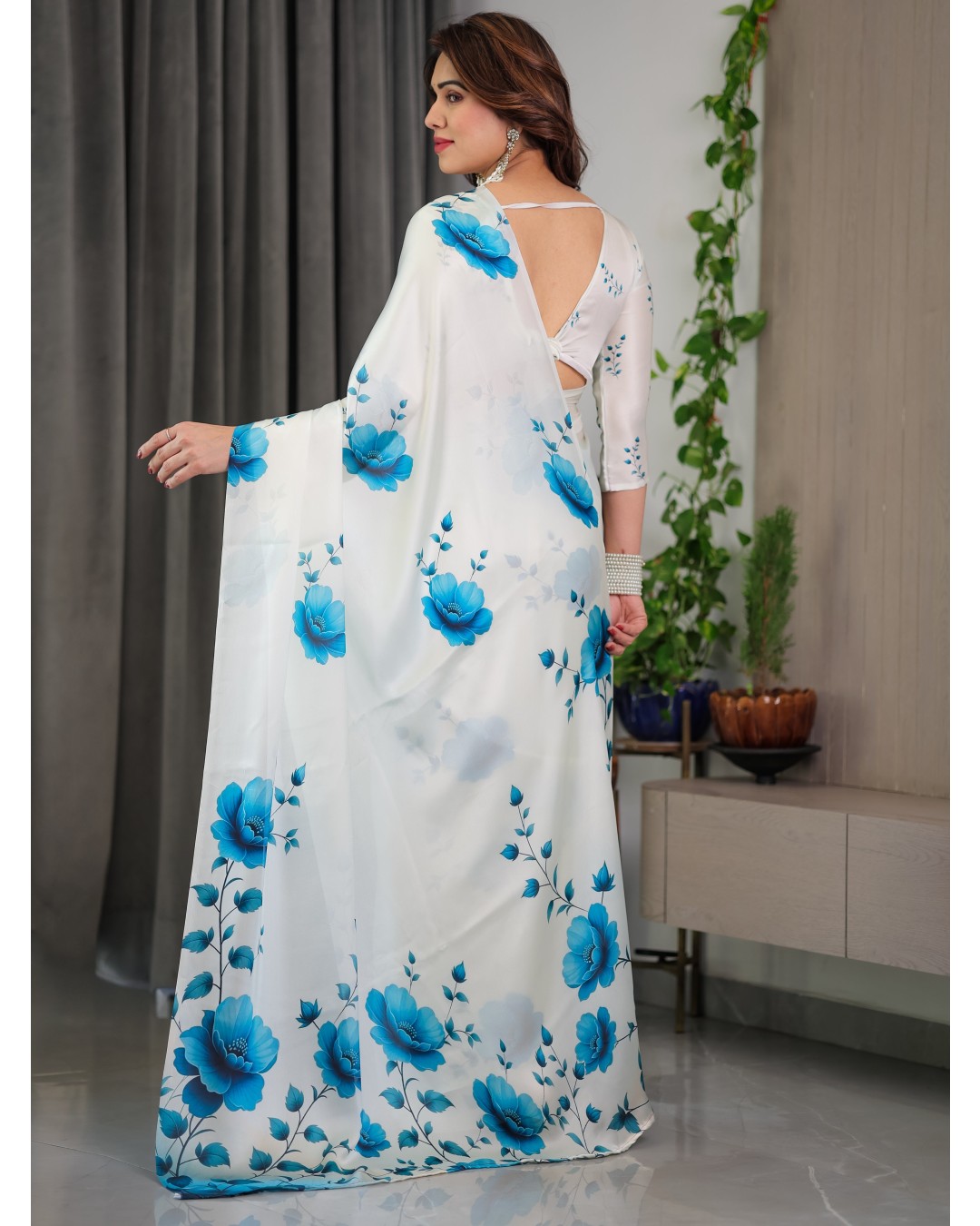 Floral Print Satin Georgette Saree with Designer Attached BP for Women (Pack of 1)