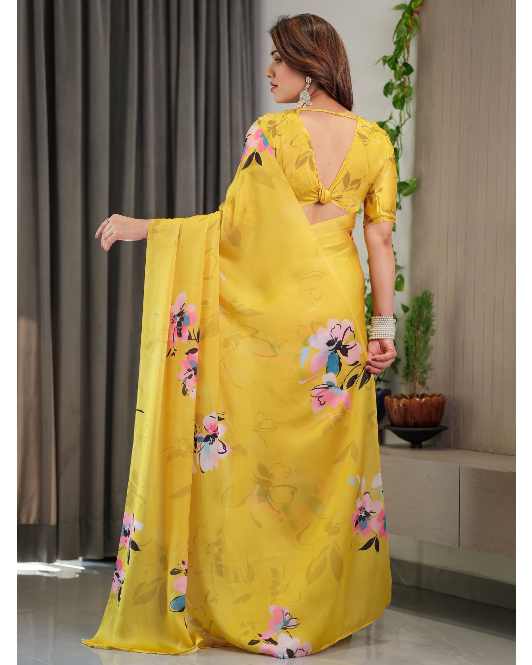 Floral Print Satin Georgette Saree with Designer Attached BP for Women (Pack of 1)