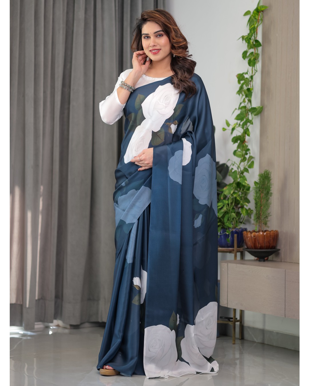 Women's Floral Print Satin Georgette Saree with Designer Attached Blouse (Pack of 1)