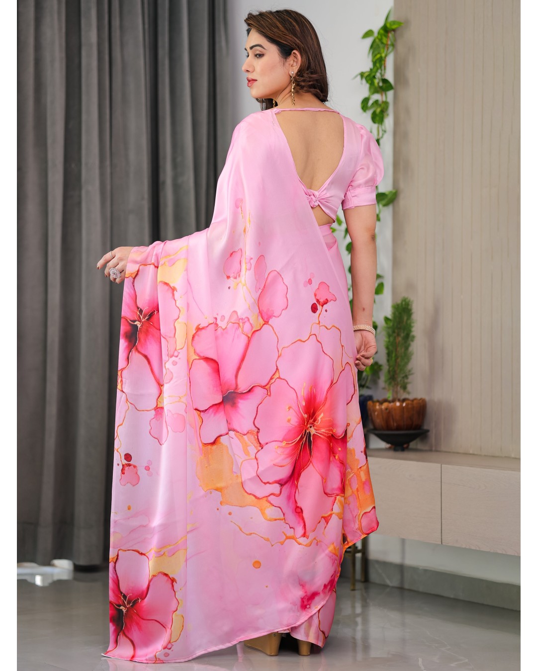 Women's Floral Print Satin Georgette Saree with Designer Attached Blouse (Pack of 1)