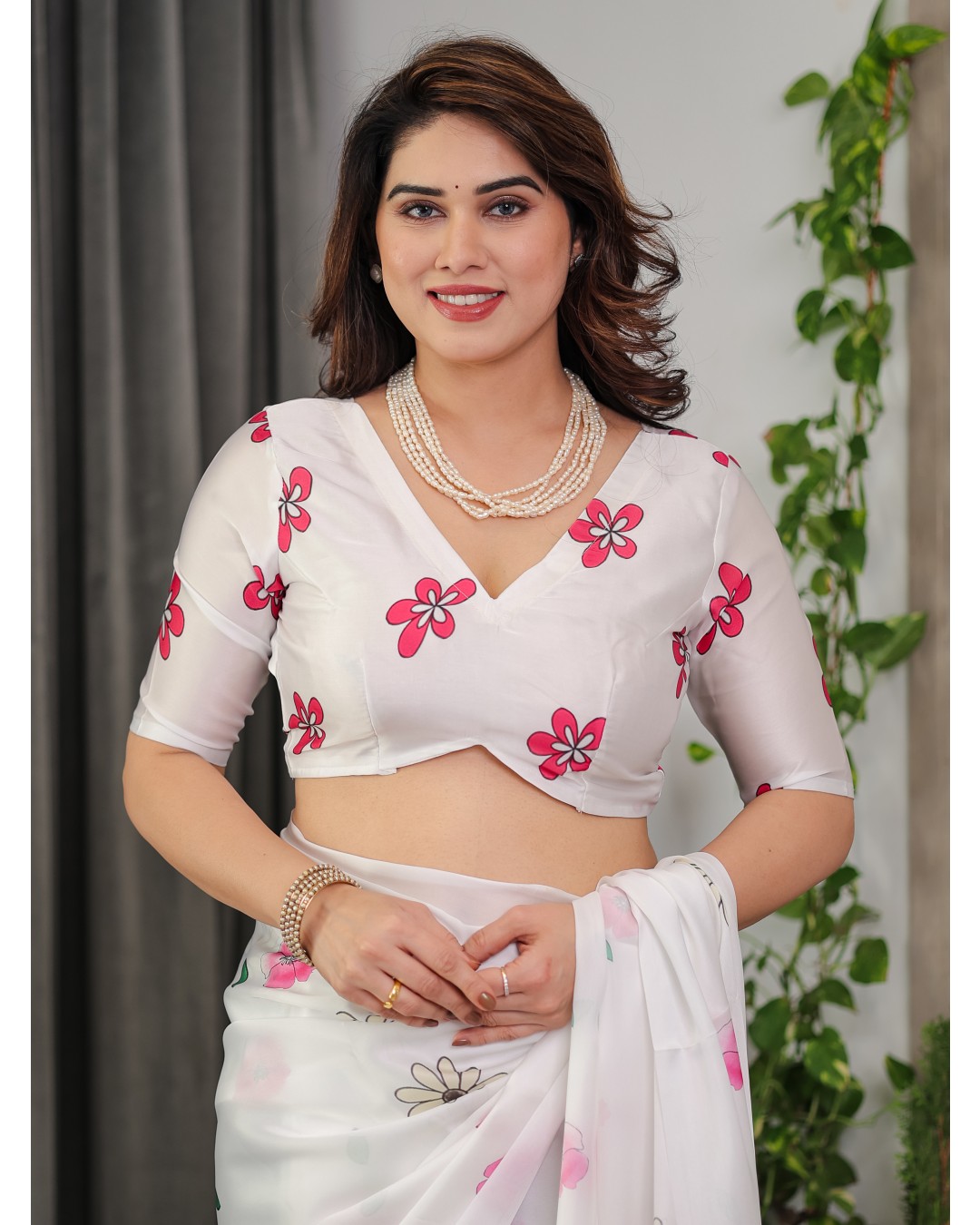 Satin Georgette Floral Printed Saree with Attached BP (Pack of 1)