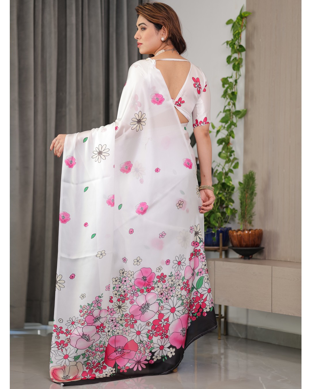 Satin Georgette Floral Printed Saree with Attached BP (Pack of 1)