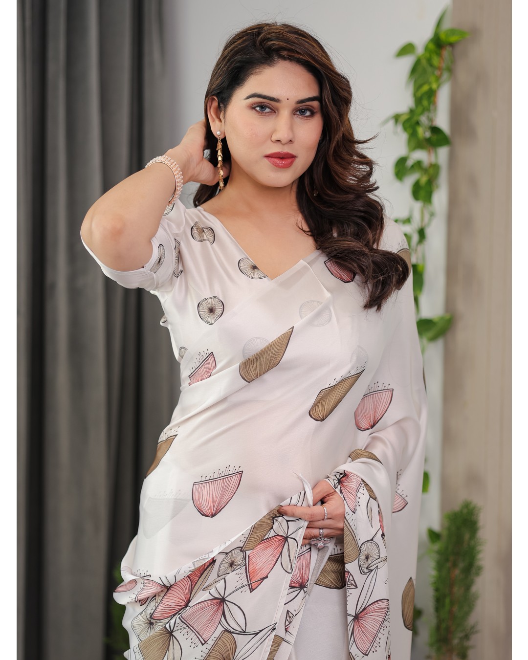 Satin Georgette Floral Printed Saree with Attached BP (Pack of 1)