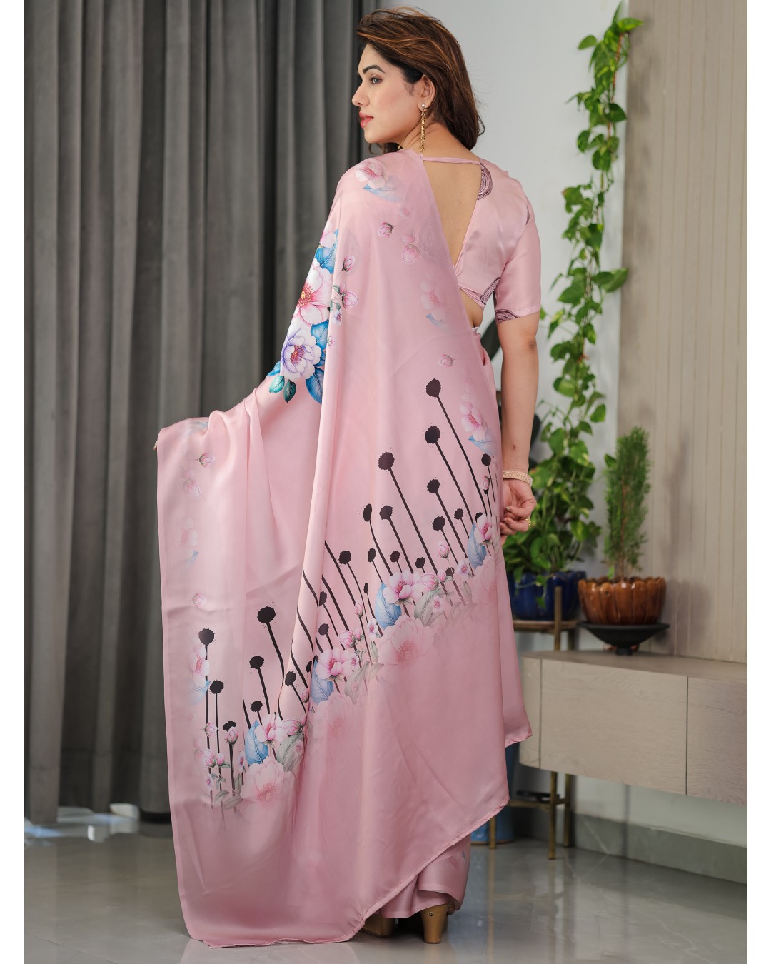 Satin Georgette Floral Printed Saree with Attached BP (Pack of 1)