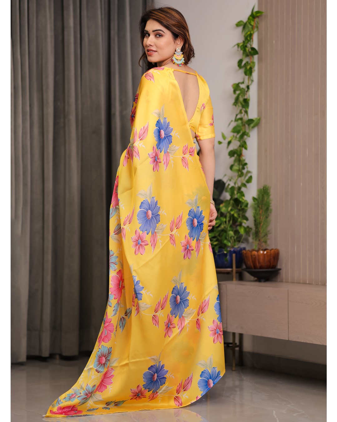 Women's Satin Georgette Floral Printed Saree with Attached BP (Pack of 1)