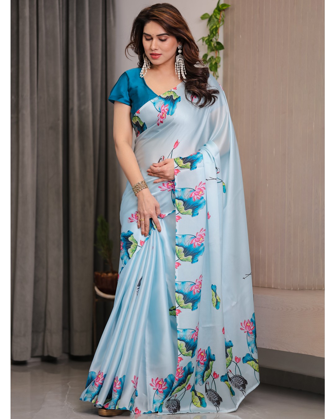 Women's Satin Georgette Floral Printed Saree with Attached BP (Pack of 1)