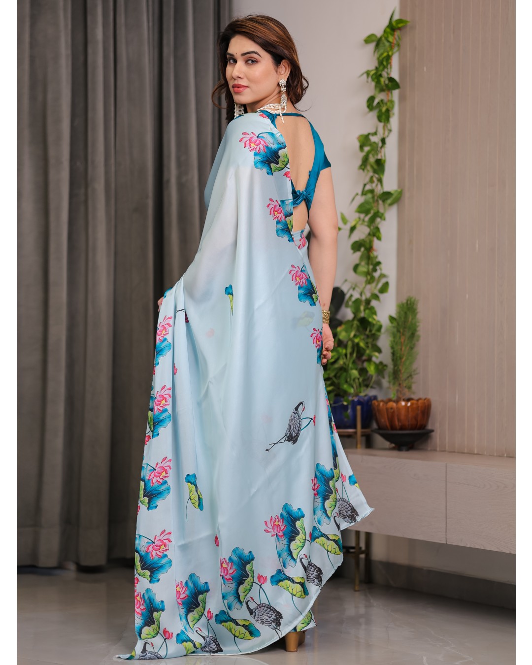 Women's Satin Georgette Floral Printed Saree with Attached BP (Pack of 1)