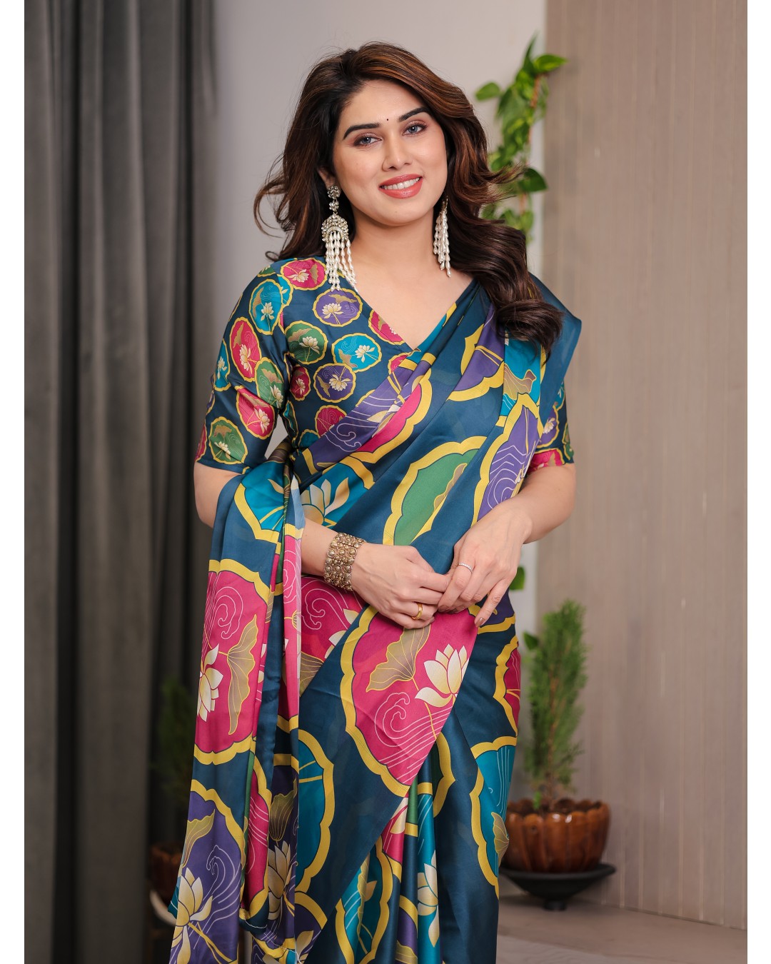 Women's Satin Georgette Floral Printed Saree with Attached BP (Pack of 1)