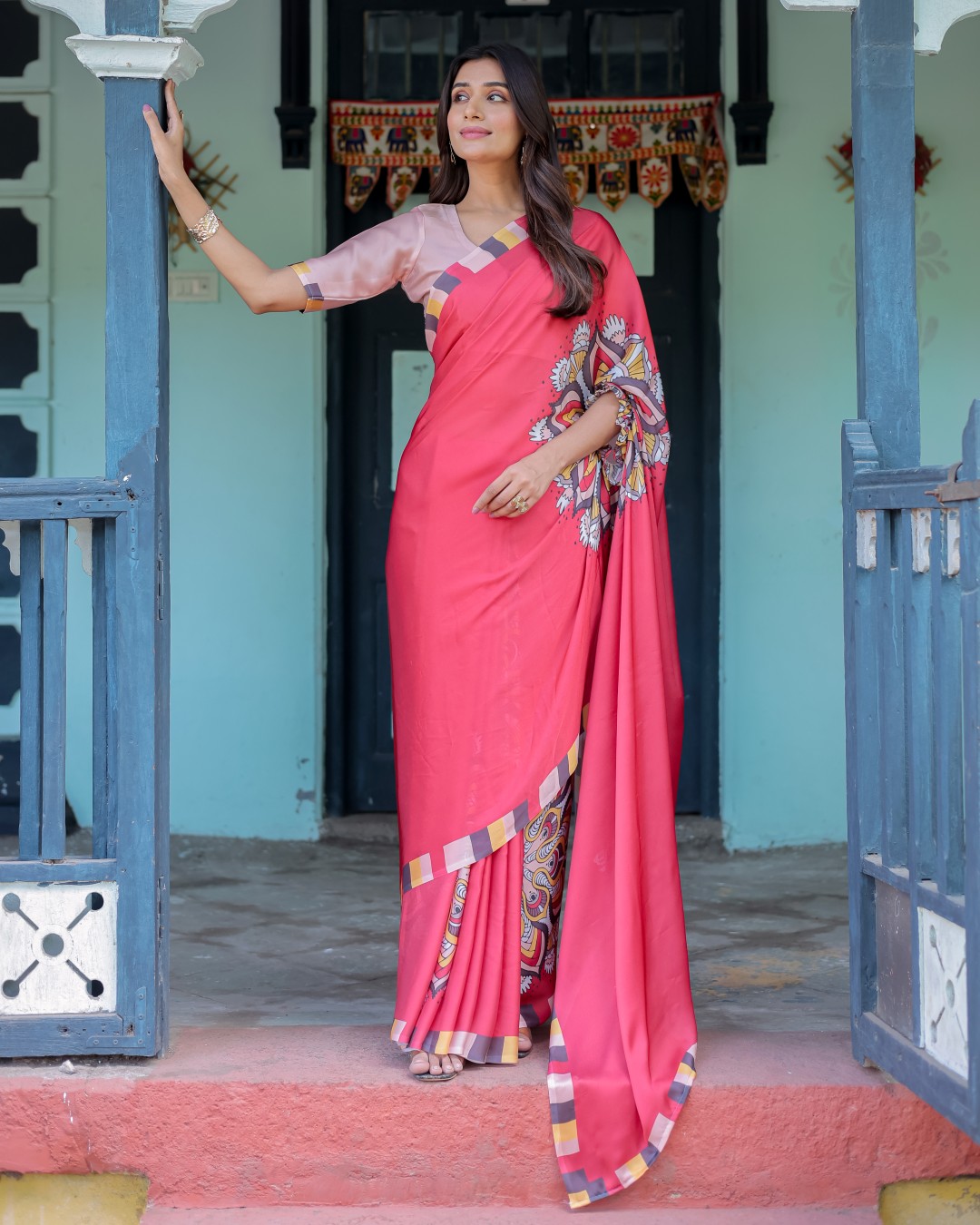 Coral Red Designer Freehand Saree with Mandala Pallu & Multicolor Border | Satin Georgette | Hole-in-the-Pallu Feature(Pack of 1)