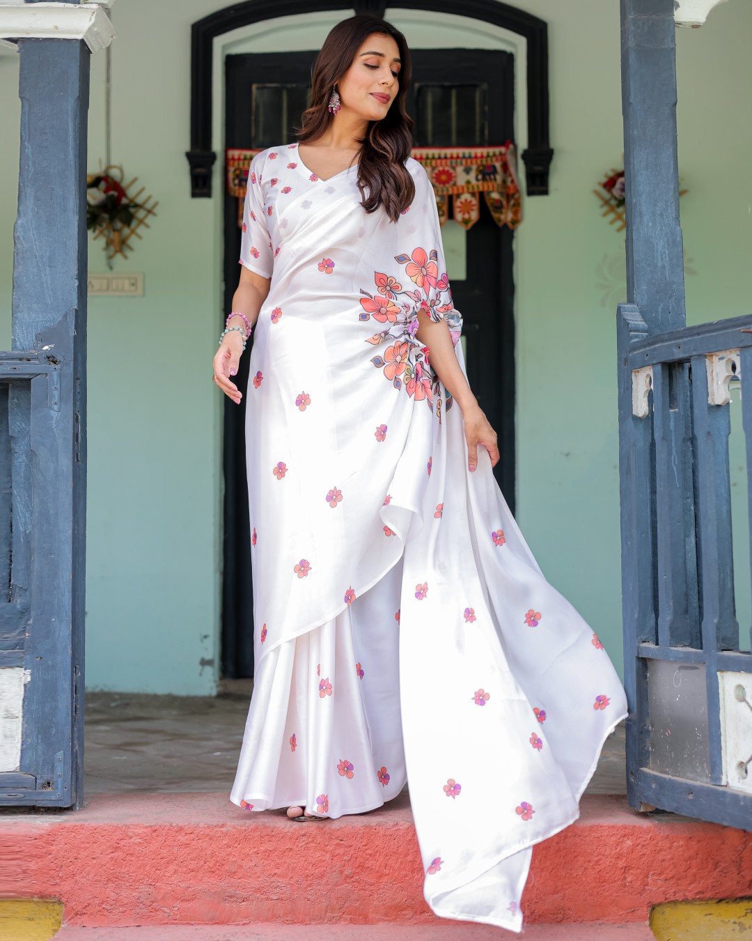 White Satin Georgette Saree with Multicolor Floral Print & Matching Blouse | Handsfree Pallu Loop | Lightweight Designer Saree(Pack of 1)