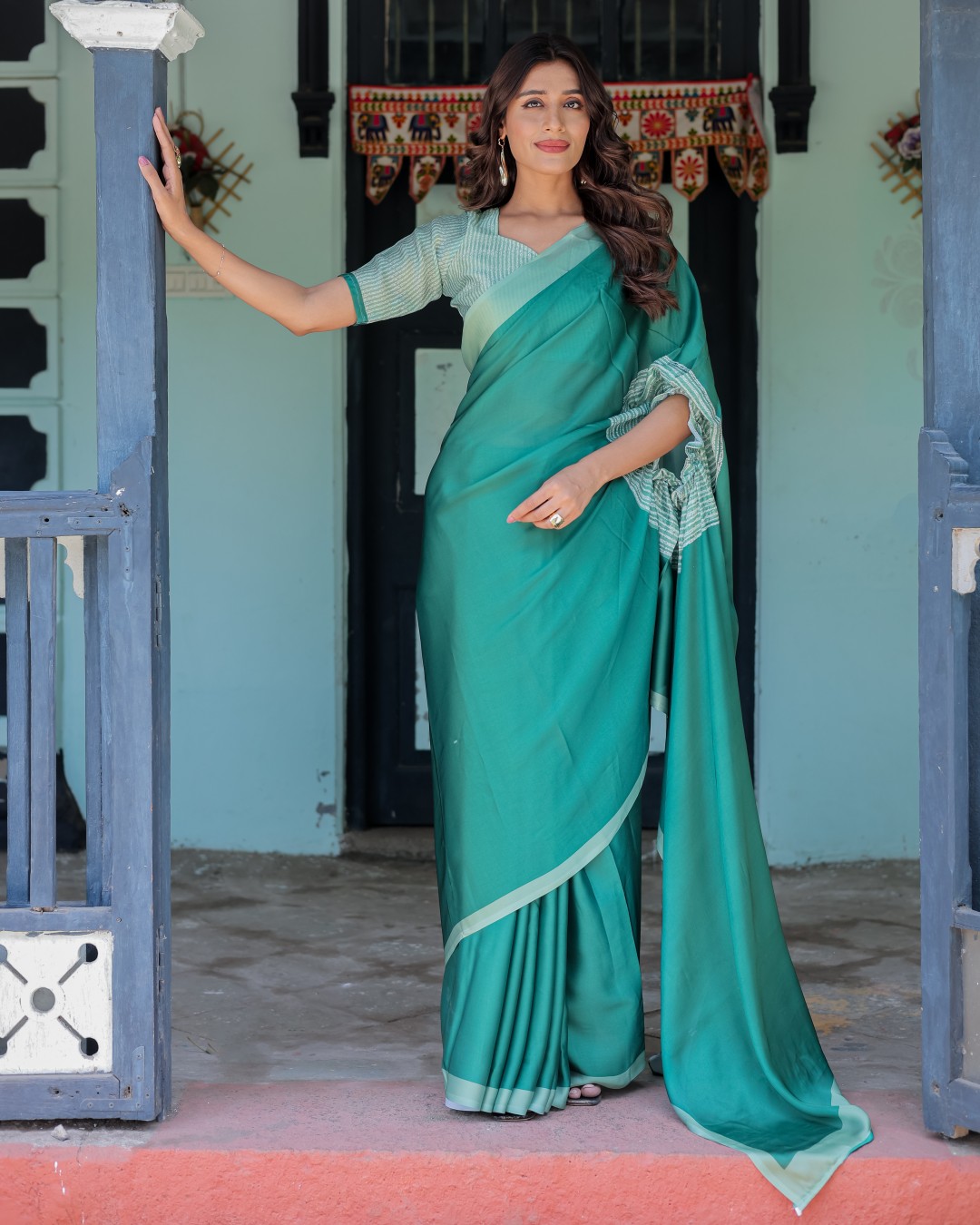 Emerald Green Satin Georgette Designer Saree with Striped Mandala Detail & Mint Textured Blouse | Handsfree Pallu Loop(Pack of 1)