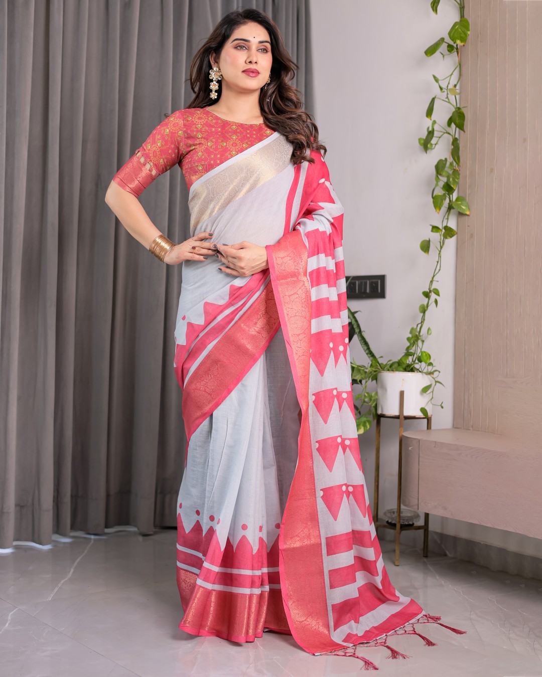 Handloom Linen Saree with Floral Print, Gold Zari Border & Tassel Detailing | Attached Blouse Piece | 5.5m Saree + 0.8m Blouse(Pack of 1)