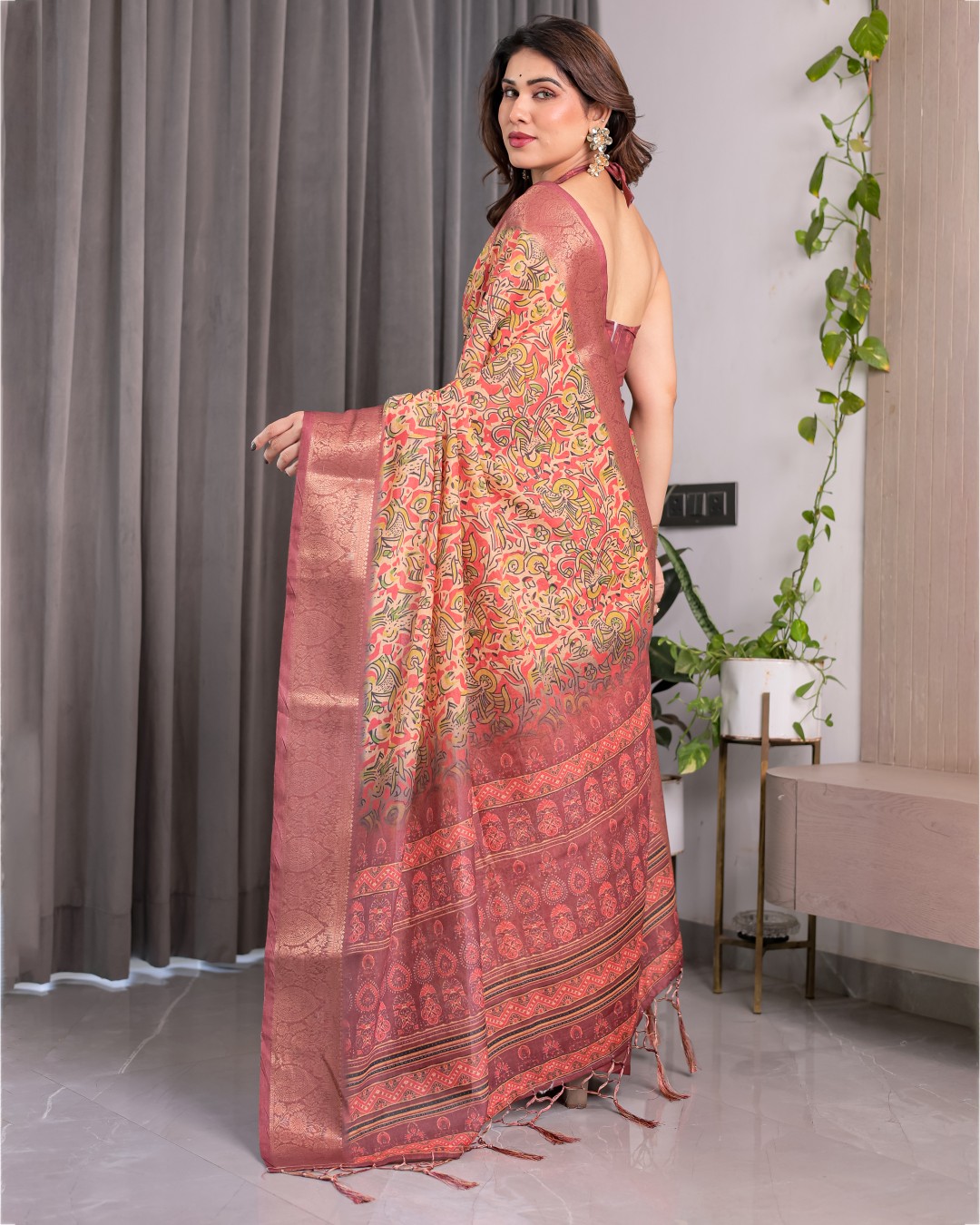 Handloom Linen Saree with Red Floral Print & Geometric Patterned Pallu | Antique Zari Border & Tassels | Attached Blouse | 5.5m Saree + 0.8m Blouse(Pack of 1)