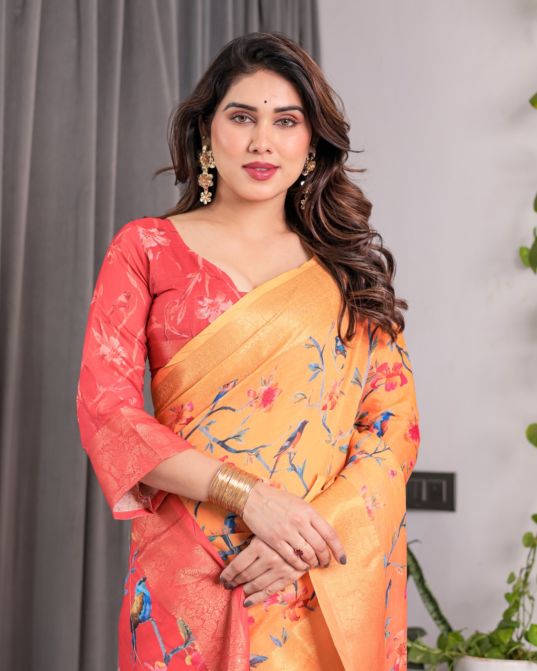 Handloom Linen Saree with Red Floral Print & Geometric Patterned Pallu | Antique Zari Border & Tassels | Attached Blouse | 5.5m Saree + 0.8m Blouse(Pack of 1)