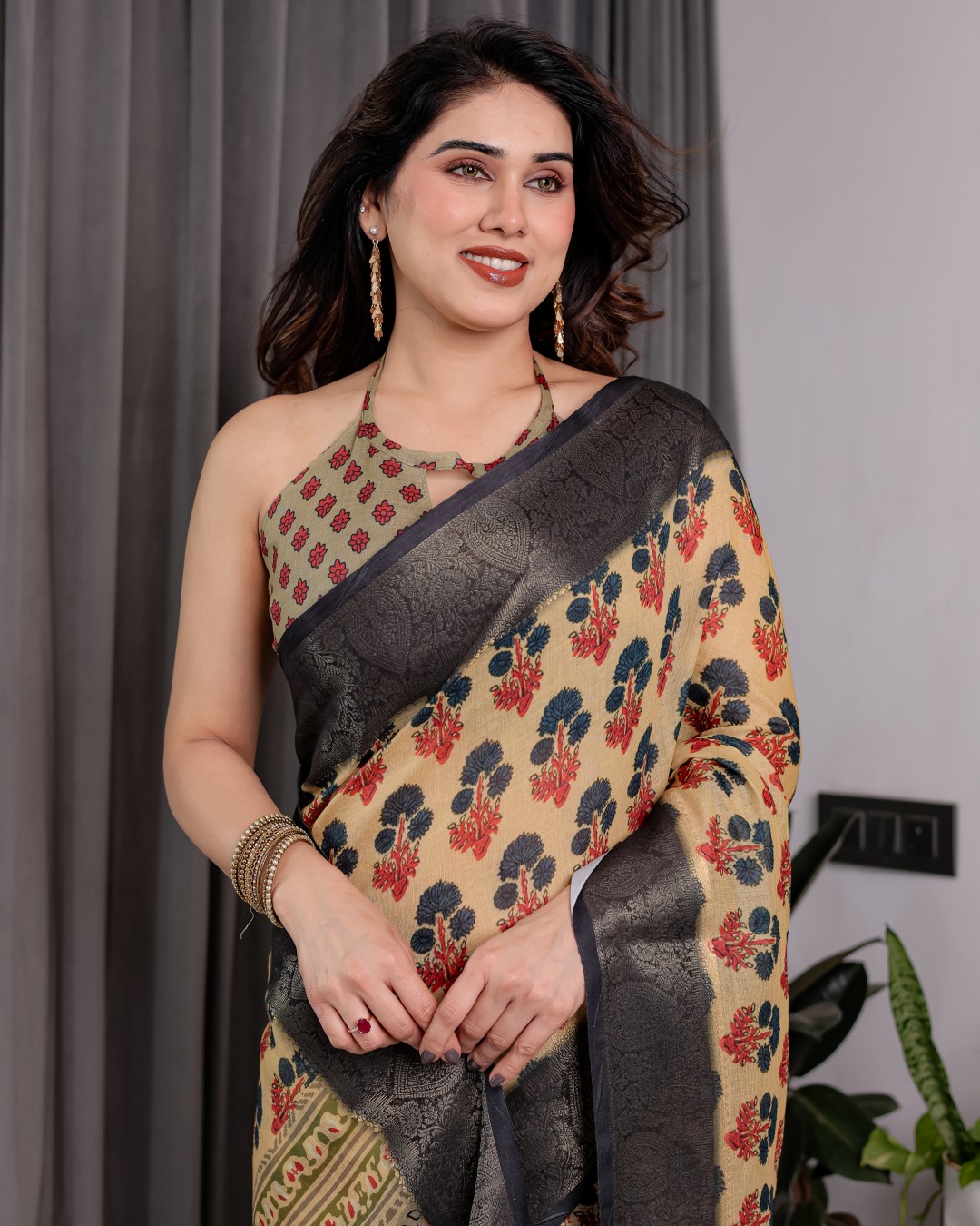 Handloom Linen Saree with Red-Blue Floral Buttas & Ethnic Pallu | Antique Black Zari Border & Tassels | Attached Blouse | 5.5m Saree + 0.8m Blouse(Pack of 1)