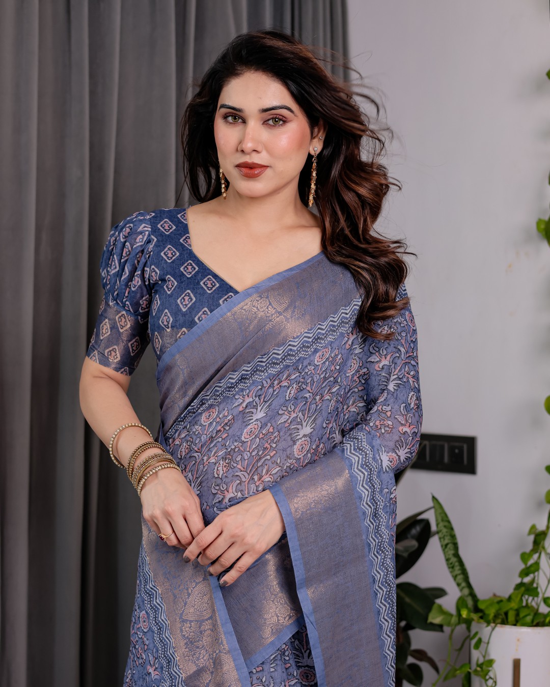 Handloom Linen Saree with Black Vertical Stripes & Tribal Motifs | Golden Zari Border & Tassel Pallu | Attached Blouse | 5.5m Saree + 0.8m Blouse(Pack of 1)