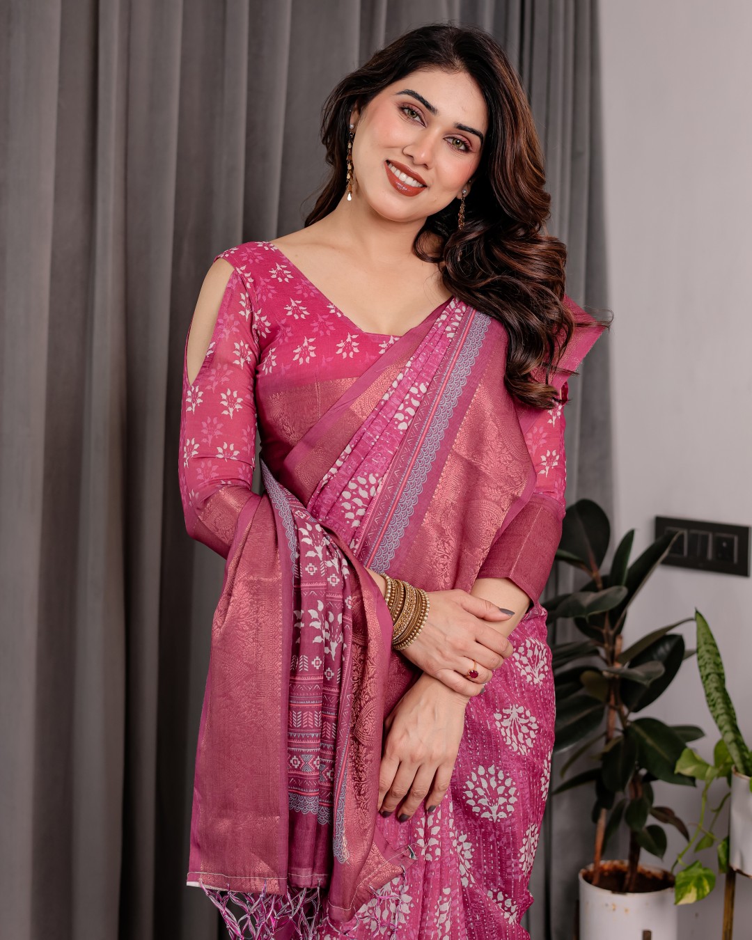 Handloom Linen Saree with Black Vertical Stripes & Tribal Motifs | Golden Zari Border & Tassel Pallu | Attached Blouse | 5.5m Saree + 0.8m Blouse(Pack of 1)