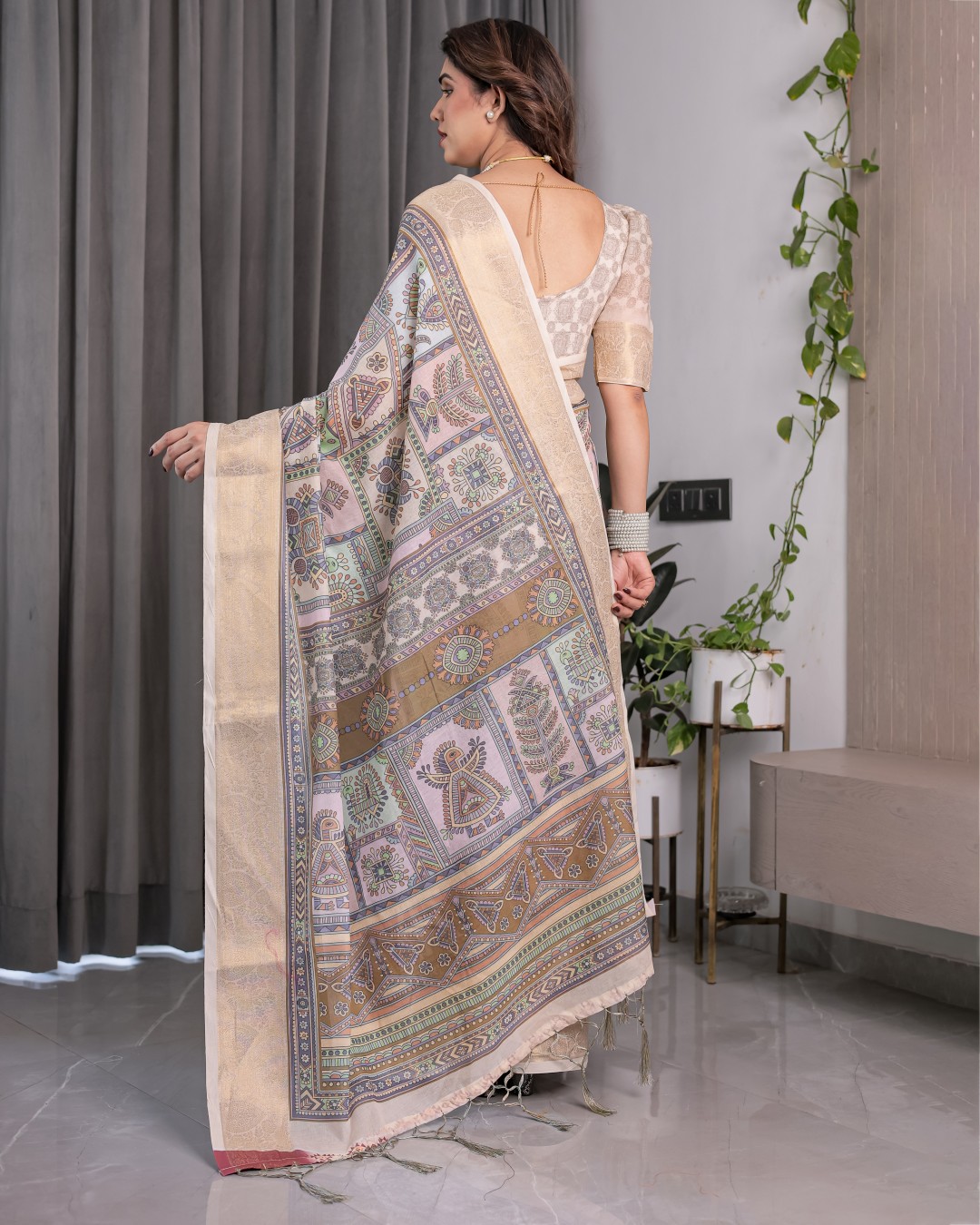 Handloom Linen Saree with Multicolor Leaf Print & Tribal Geometric Pallu | Zari Border | 5.5m Saree + 0.8m Blouse with Tassels(Pack of 1)