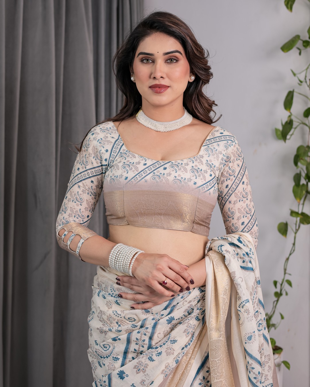 Handloom Linen Saree with Multicolor Leaf Print & Tribal Geometric Pallu | Zari Border | 5.5m Saree + 0.8m Blouse with Tassels(Pack of 1)