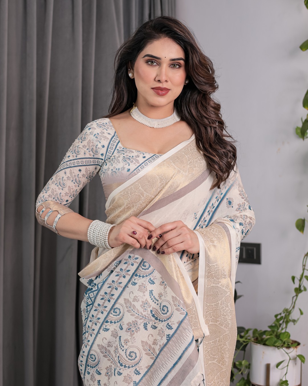 Handloom Linen Saree with Multicolor Leaf Print & Tribal Geometric Pallu | Zari Border | 5.5m Saree + 0.8m Blouse with Tassels(Pack of 1)