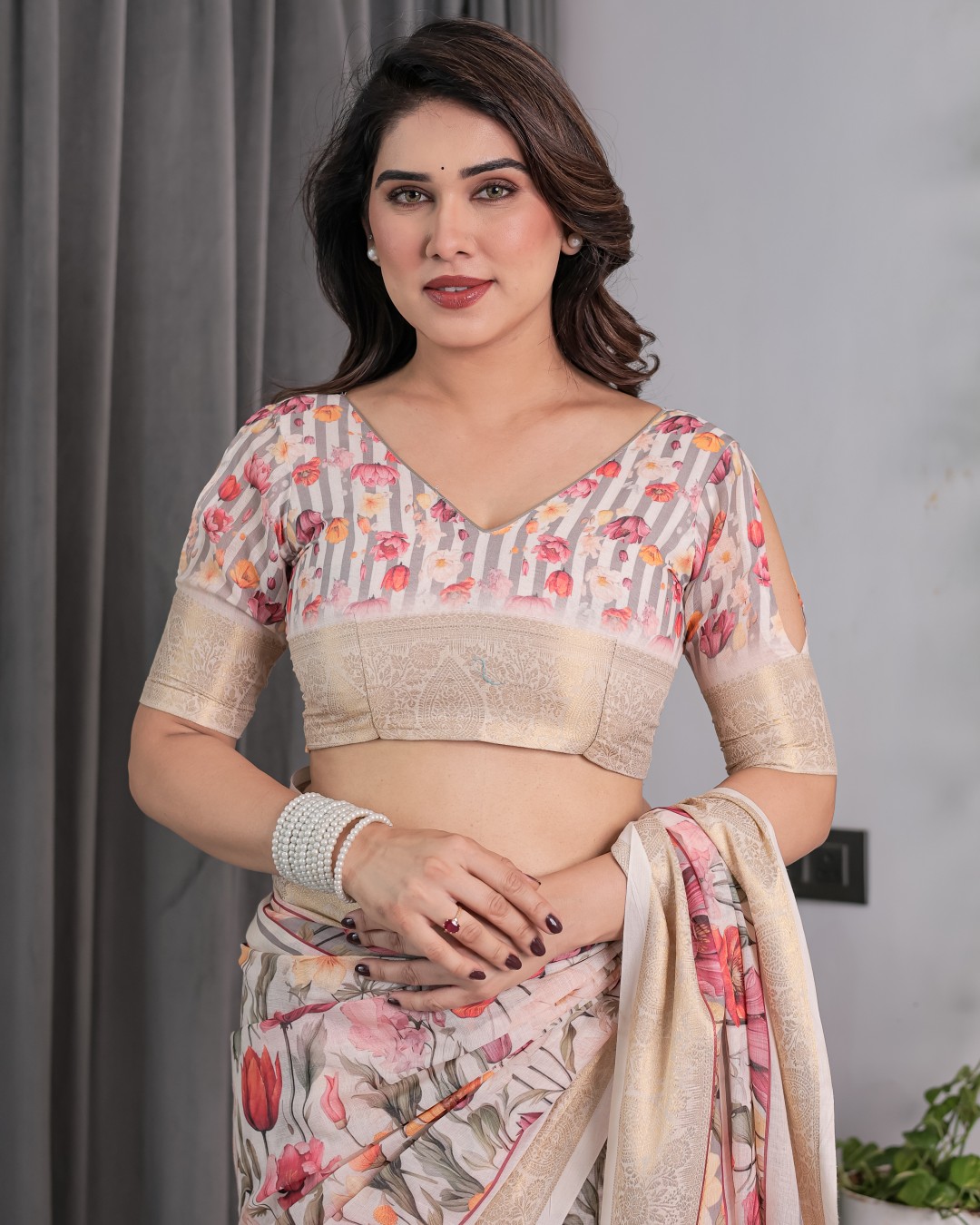 Handloom Linen Saree with Multicolor Leaf Print & Tribal Geometric Pallu | Zari Border | 5.5m Saree + 0.8m Blouse with Tassels(Pack of 1)