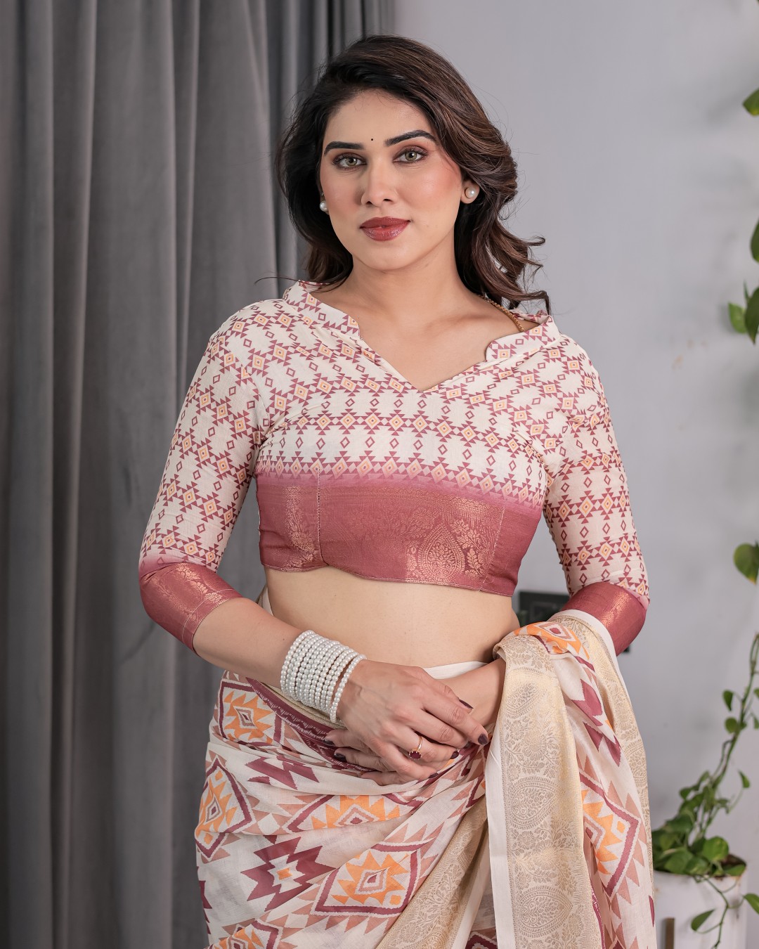 Handloom Linen Saree with Maroon Tribal Geometric Digital Print & Zari Border | Festive Drape | 5.5m Saree + 0.8m Blouse(Pack of 1)