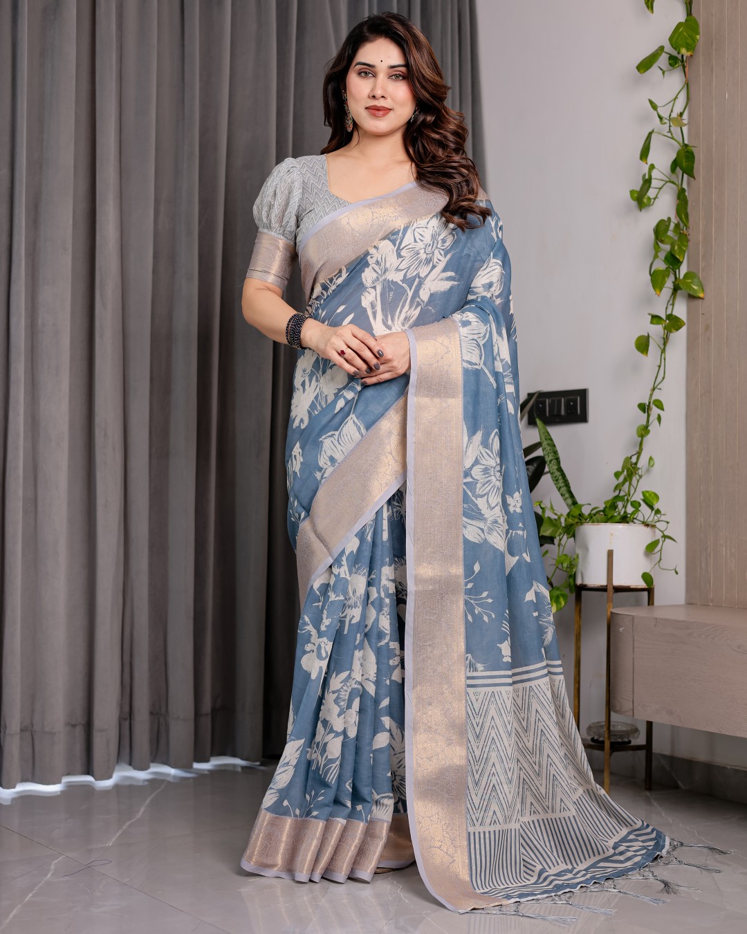 Handloom Linen Saree with Ivory Floral Print & Zigzag Pallu | Zari Border | 5.5m Saree + 0.8m Blouse(Pack of 1)