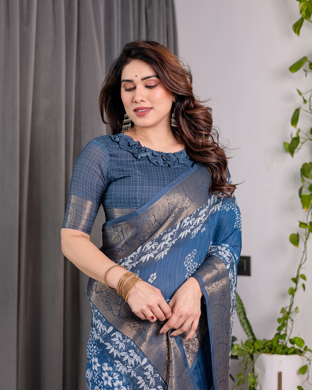 Handloom Linen Saree with Multicolor Mythical Elephant & Floral Printed Pallu | Zari Border | 5.5m Saree + 0.8m Blouse | Festive Tassel Finish(Pack of 1)