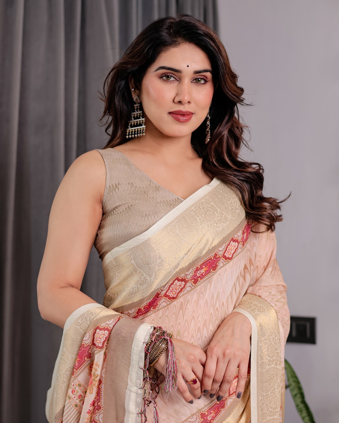 Elegant Cream & Gold Woven Ikat Silk Saree with Designer Border With Tassles(Pack of 1)